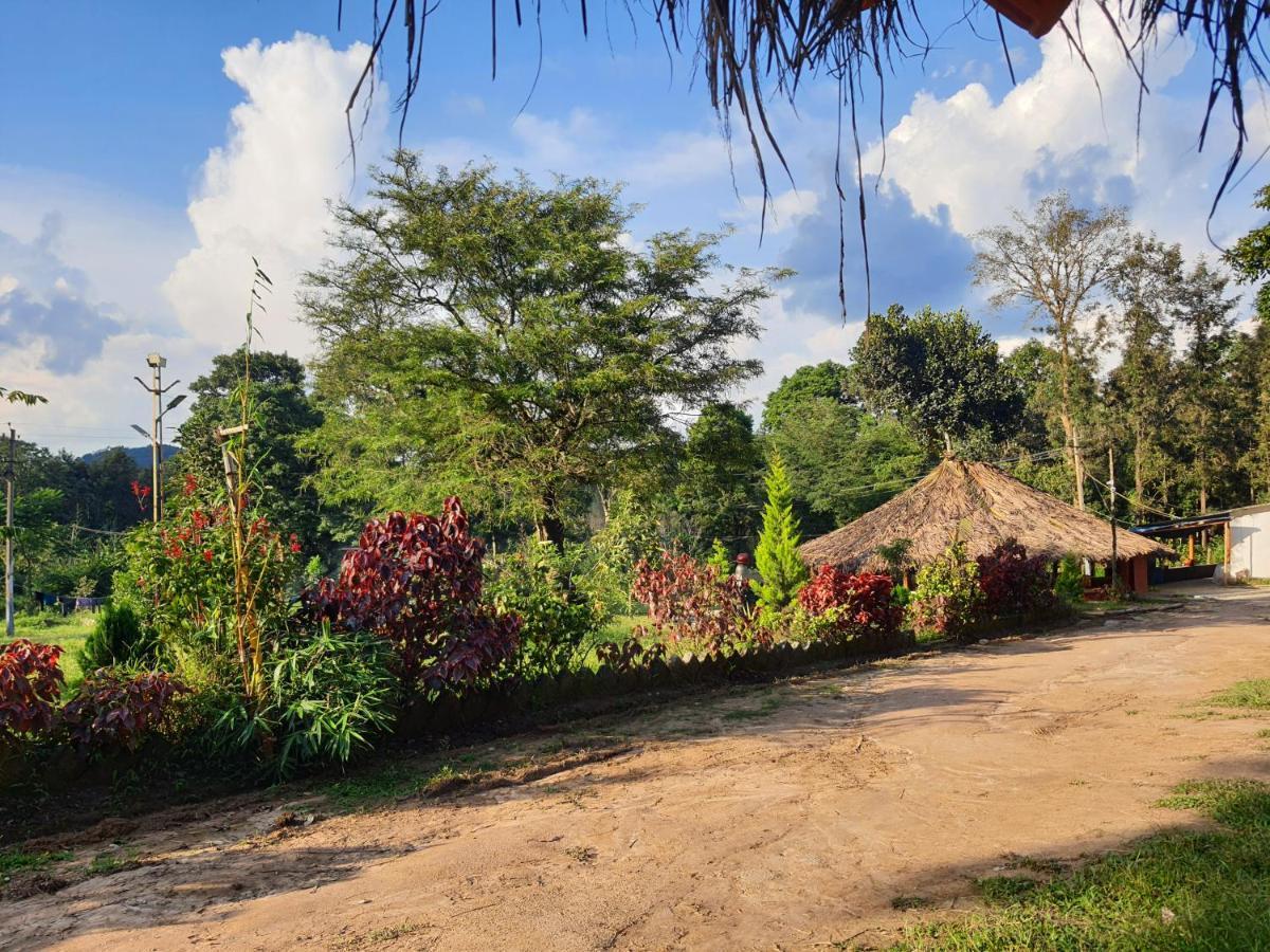 Stoneage Resort Sakleshpur Luaran gambar